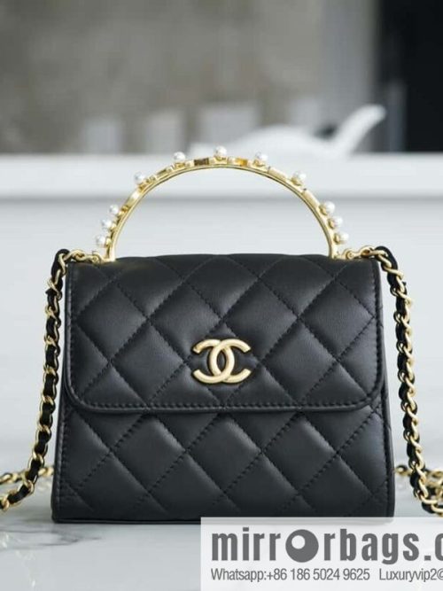 CHANEL B new autumn and winter, pearl Kelly handle chain bag AP3513
