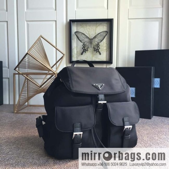 PRADA imported parachute fabric + cross pattern leather backpack 2811