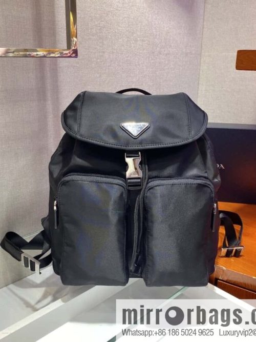 PRADA classic triangle enamel logo, imported parachute fabric backpack 1BZ005