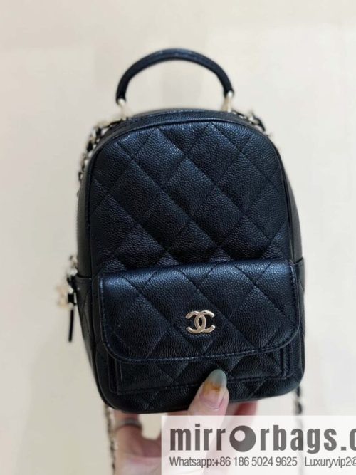 CHANEL 24C early spring vacation series, lychee leather backpack AP3753 black