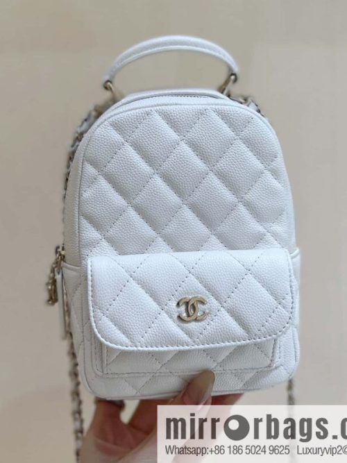 CHANEL 24C early spring holiday series, lychee leather backpack AP3753 white