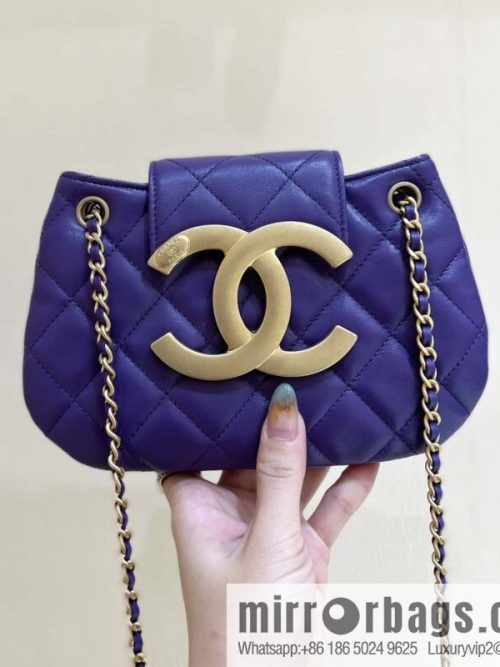 CHANEL 24C Early Spring Vacation Series, Big Double C Vintage Mailman Bag AS4609 Purple