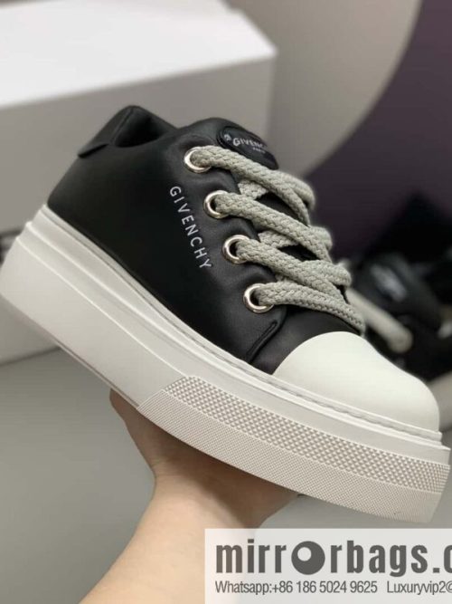 Givenchy/Givenchy, the new men\'s platform casual shoes