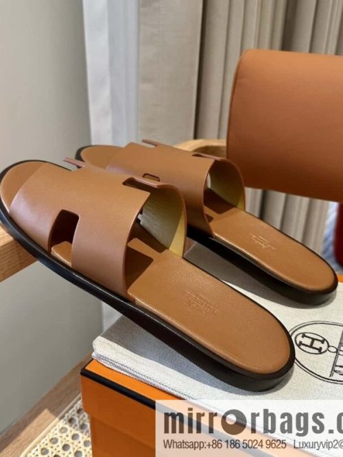 Hermès Men\'s Slippers