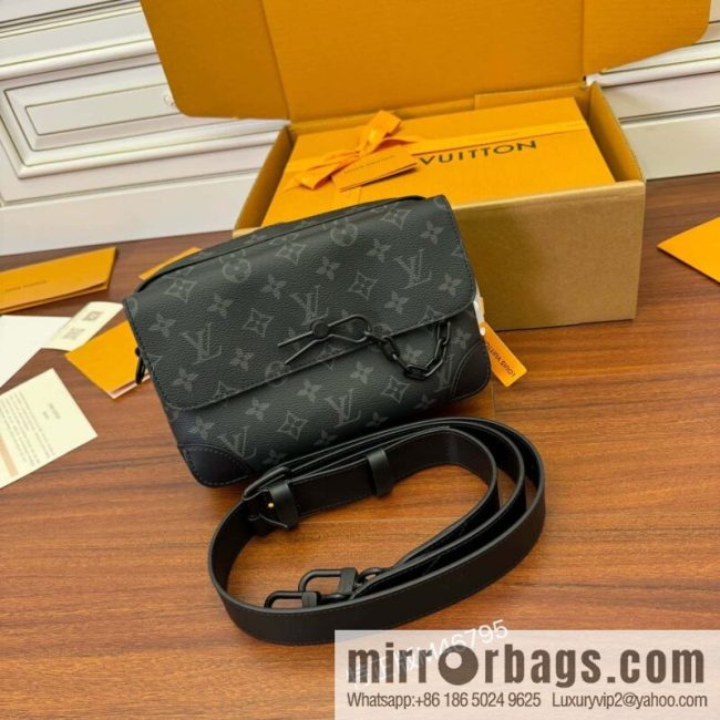 LV M46795 Steamer Messenger