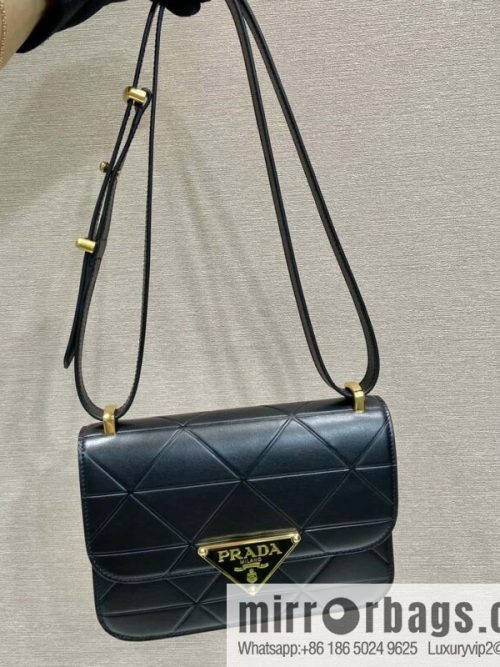 PRADA new triangular rhombus flight attendant bag 🎉 1BD320