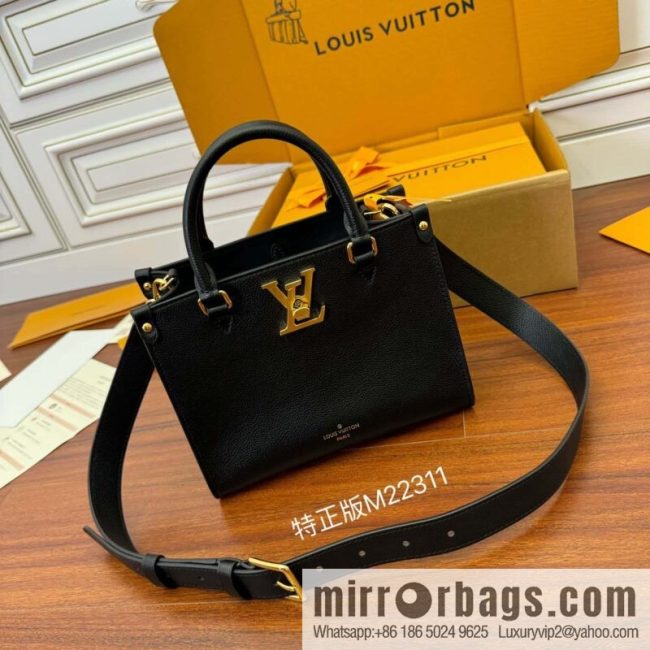 LV M22311 Lock & Go
