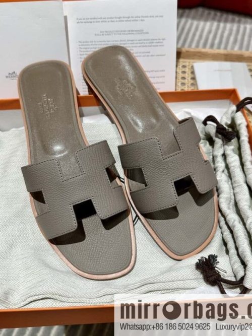 Hermès leather outsole H slippers