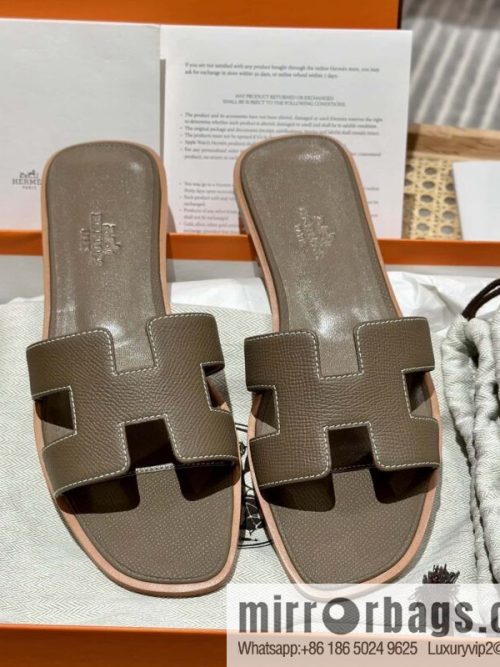Hermès leather outsole H slippers