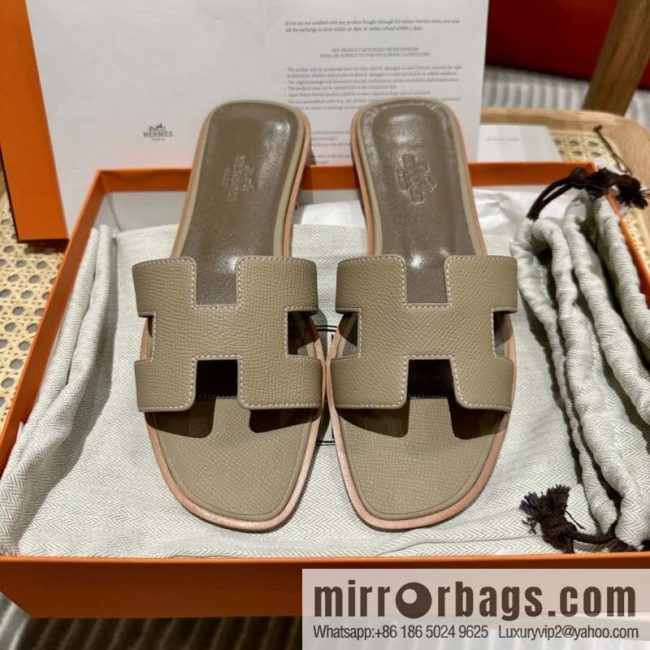 Hermès leather outsole H slippers