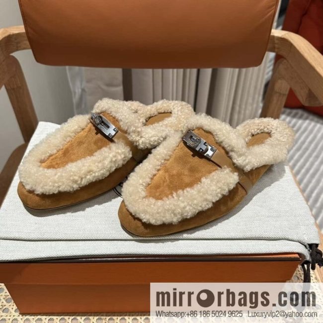 Hermes kelly muller hairy tow
