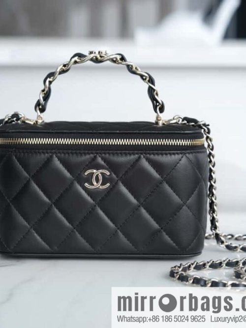 CHANEL 23K autumn and winter new \"small double C\" handle long box AP3593 black