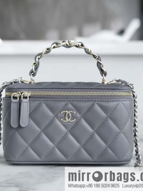CHANEL 23K autumn and winter new \"small double C\" handle long box AP3593 gray