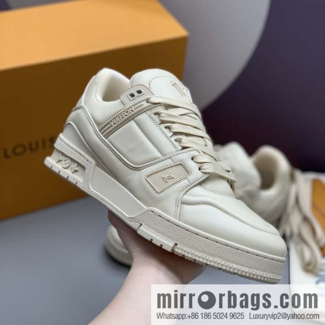 LV men\'s sports and leisure shoes