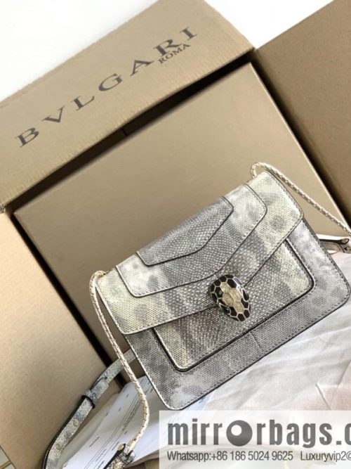 BVLGARI Bulgari Sprpenti Forever Water Snakeskin Inner Small sheepskin Oblique Span Bag 289672 Milk Protein Stone Metal Texture 19CM