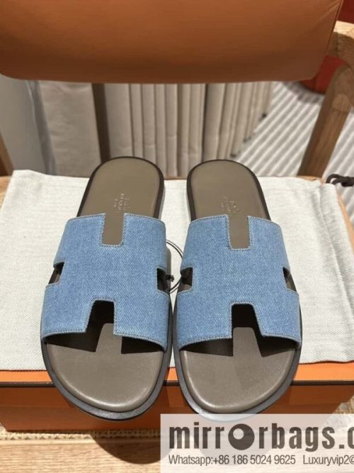 Hermès Men\'s Slippers