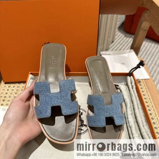 Hermes, classic slippers.