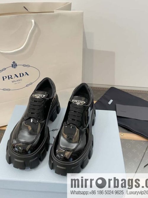 PRADA PRADA Triangle Standard Band Saw Gear, Platform Muffin Shoes