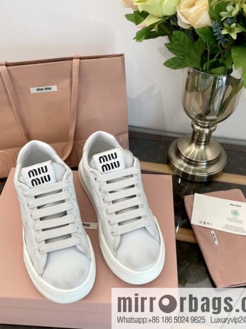 MIUMIU Miao Miao Old dirty casual sports little white shoes
