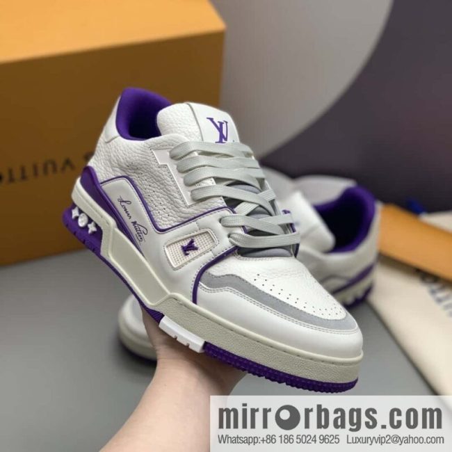 LV/Louis Vuitton, white calfskin couple sports and leisure shoes