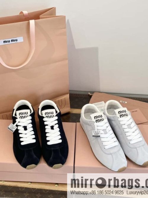 MIUMIU Miu Miu Early spring flat-soled lace-up Forrest training shoes