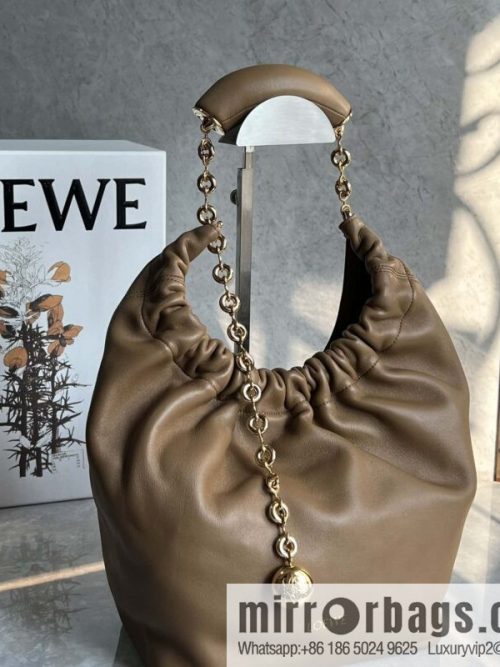 LOEWE Squeezed Underarm Bag 29.5CM Oak Brown