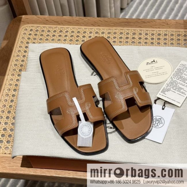 Hermès new embroidered slippers