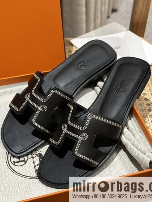 Hermès new embroidered slippers