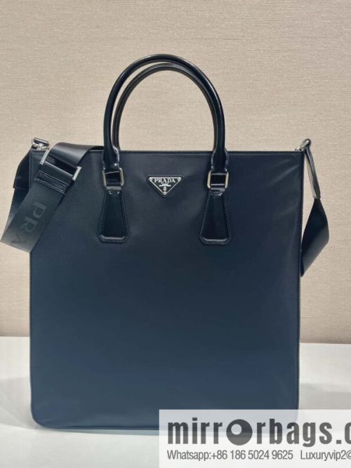 Prada 🎉 new tote bag 🎉 2VG115