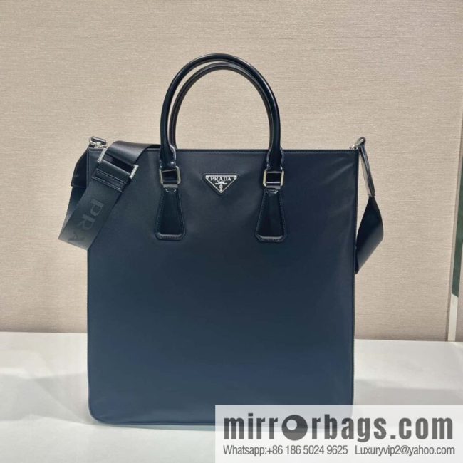 Prada 🎉 new tote bag 🎉 2VG115
