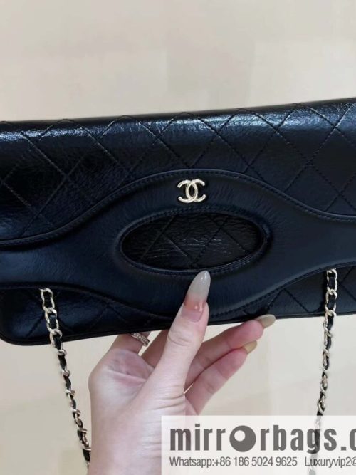 CHANEL Limited Edition Horizontal Folding 31bag AP3655