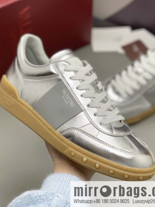 VALENTINO Valentino, men\'s low-top casual sneakers