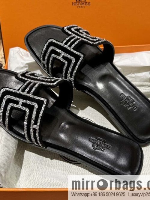 Hermès Spring/Summer 2022 New H Slippers