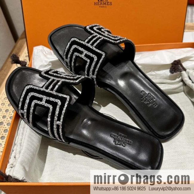 Hermès Spring/Summer 2022 New H Slippers