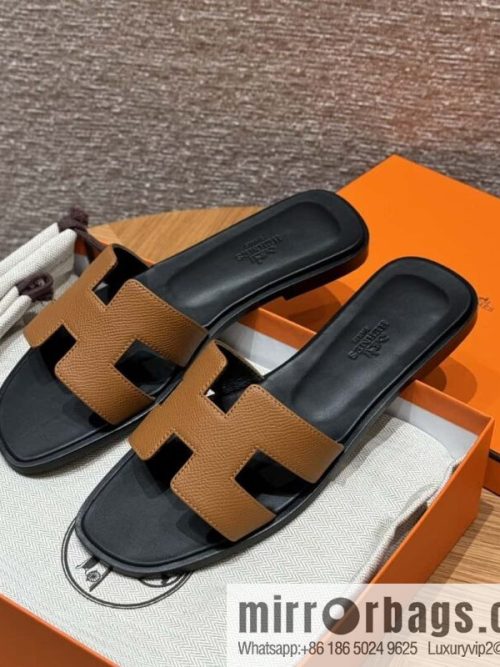 Hermès slippers