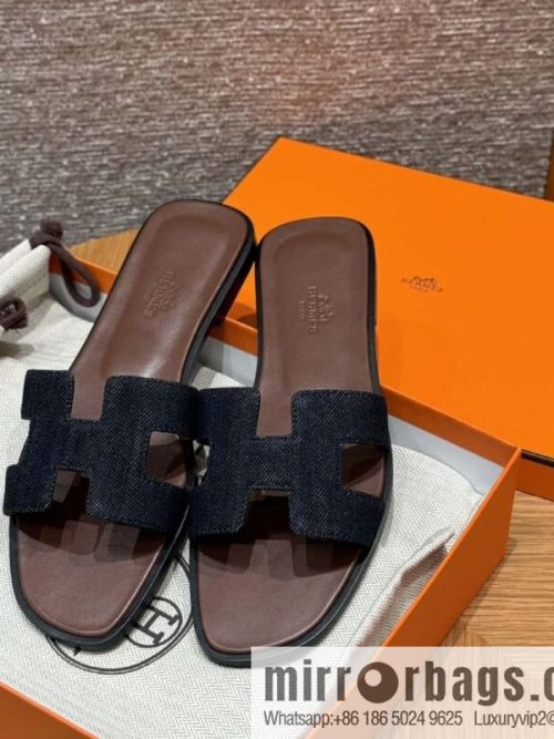 Hermès slippers