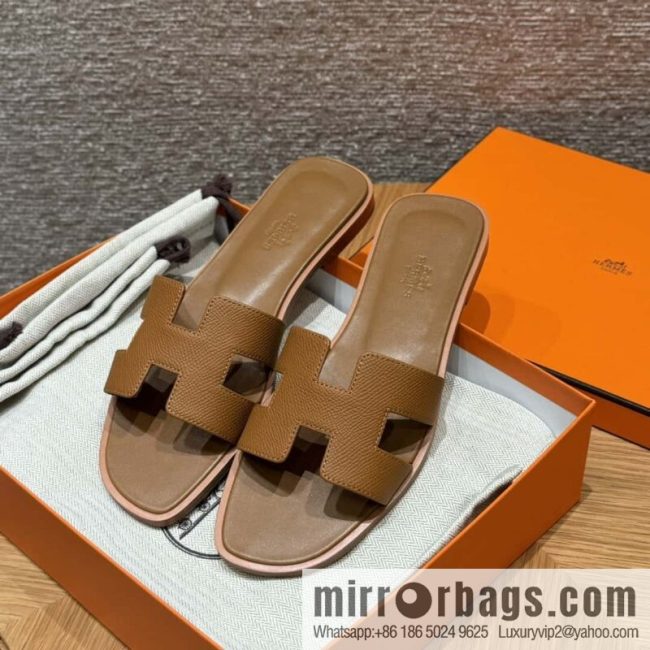 Hermès slippers