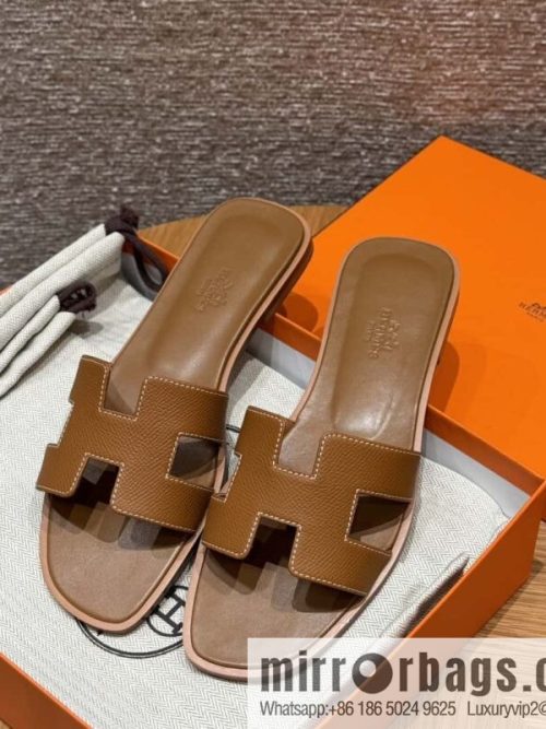 Hermès slippers
