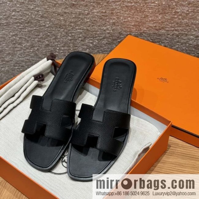 Hermès slippers