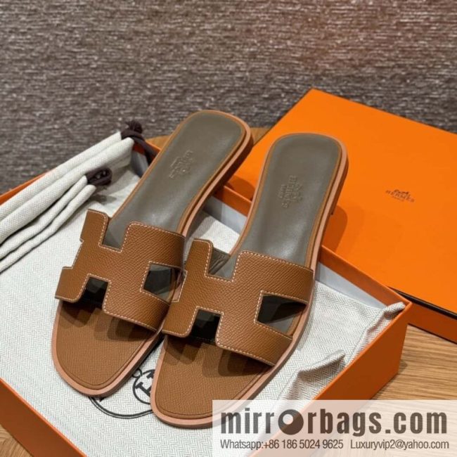 Hermès slippers