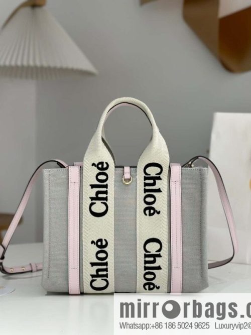 Chloe 24-year limited series new Woody tote bag, small 26CM.