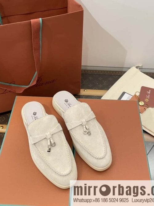 𝐋𝐨𝐫𝐨 𝐏𝐢𝐚𝐧𝐚|| Muller half-shoes, pearl gray