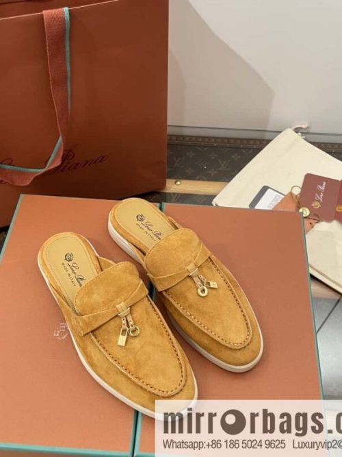 𝐋𝐨𝐫𝐨 𝐏𝐢𝐚𝐧𝐚|| Mueller half shoes, golden brown