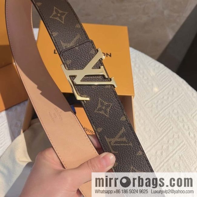 LV signature letter metal buckle belt M9808/M9608/M9610 - Image 4