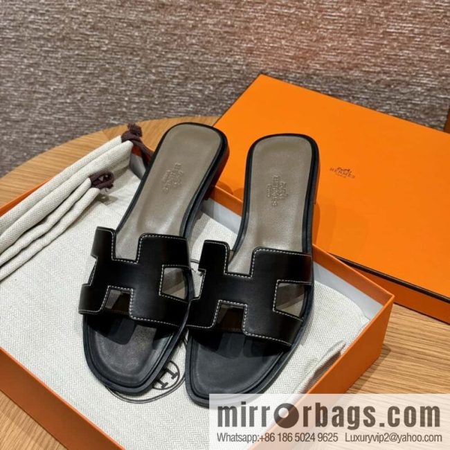 Hermès slippers