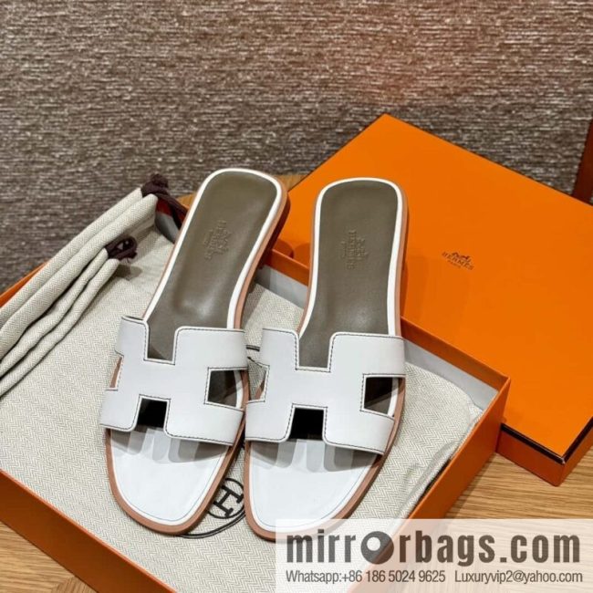 Hermès slippers