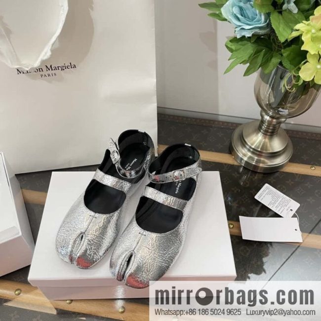 𝐌𝐚𝐢𝐬𝐨𝐧𝐌𝐚𝐫𝐠𝐢𝐞𝐥𝐚|| Margiela Split-toed Ballet Shoes