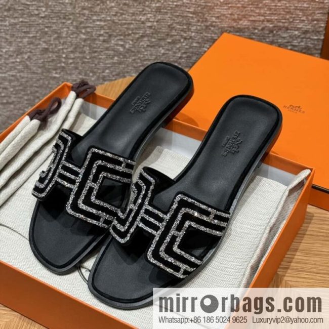 Hermès H slippers