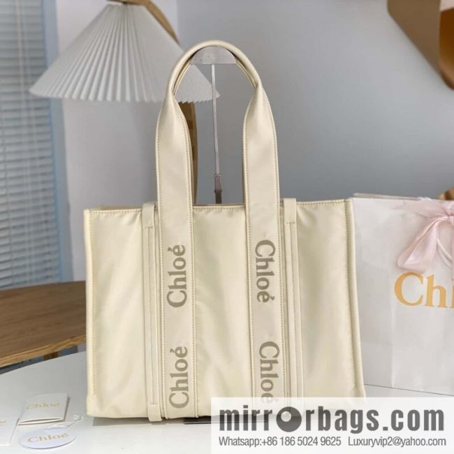 Chloe\'s new nylon new material Woody tote bag, large rice apricot 45CM.