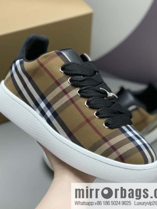 Burberry Burberry 🆕 men\'s low-top casual sneakers